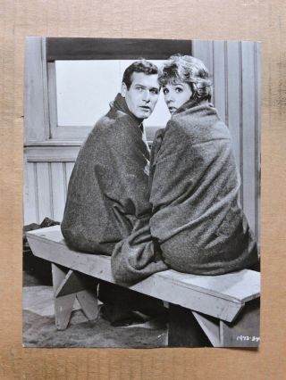Julie Andrews And Paul Newman Photo 1966 Torn Curtain - Hitchcock