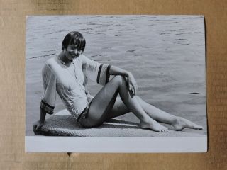 Andrea Rau In A Wet Shirt Leggy Barefoot Pinup Portrait Photo 1970 
