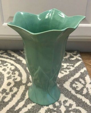 Vintage Catalina Pottery Vase C339 Green 9 " X 7 " Made In Usa Cala Lily Sea Foam