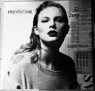 Taylor Swift Reputation Official Stadium Tour Vip Collector 