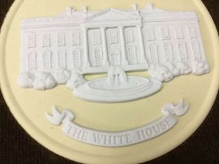 Rare Wedgwood Yellow White Jasperware Plaque In Frame The White House England 3