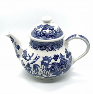 Stunning Churchill England Blue Willow Teapot & Lid