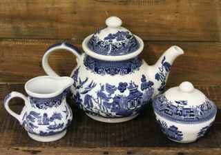 Churchill England China Blue Willow Tea Pot Creamer And Sugar Bowl W/ Lids Set