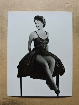 Ursula Von Borsody In Fishnet Stockings Orig Leggy Glamour Portrait Photo 1950 