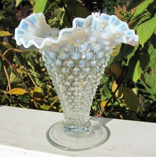 Fenton Art Glass Moonstone Opalescent Hobnail Ruffled Vase 7.  5” Large Heavy Euc