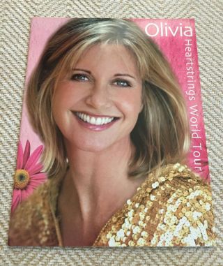 Olivia Newton - John Heartstrings 2003 World Tour Program Concert Book Rare