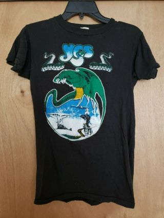 Yes Concert Tshirt.  Size L