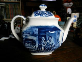 Staffordshire Liberty Blue Teapot England Historic Colonial Scenes Minute Men