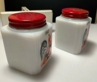 Vintage McKee Milk Glass Tipp City Salt Pepper Shaker Rooster Set - Orig.  Lids 7
