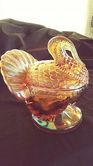 L.  E.  Smith Carnival Glass Turkey On Nest