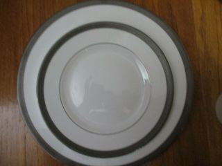 Wedgwood Metropolis 5 Piece Place Setting of Fine CHINA Store Display 6