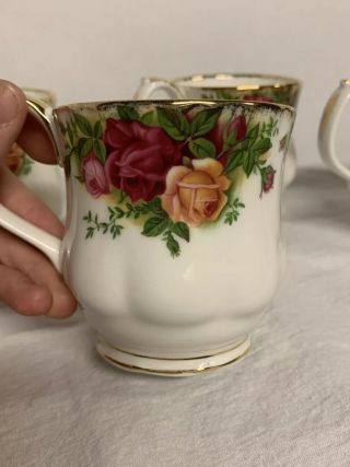 Royal Albert Bone China Old Country Roses 4 Teacups/mugs Gold Rim 1962 Pristine