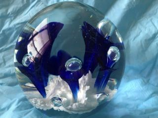 VINTAGE JOE ST CLAIR PAPERWEIGHT Glass Round White Cobalt Blue Flowers 2
