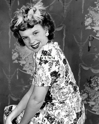Judy Garland Poses For A Portrait Photo