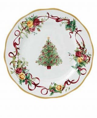 Royal Albert Old Country Roses Christmas Tree Dinner & Salad Plate