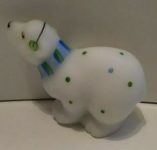 Fenton Glass Polar Bear Figurine,  Hand Painted,  Made In The Usa,  Pre - Owned