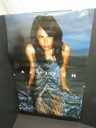 Z3 Old Aaliyah Poster Music Funk Sexy Pin - Up Lady