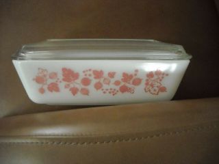 Pyrex refrigerator dish 503,  Pink Gooseberry,  1.  5 qt. ,  exc.  cond. 3