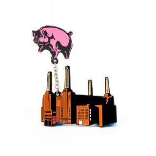 Pink Floyd Animals Power Station / Flying Pig Pin / Badge 03 3