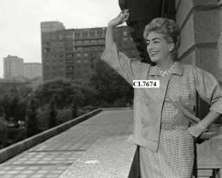 Joan Crawford Waving On The Terrace Of Her Hotel Apartment In Milan,  Italy Photo