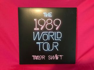 Taylor Swift 1989 World Tour Vip Lithograph Set 4 Photos