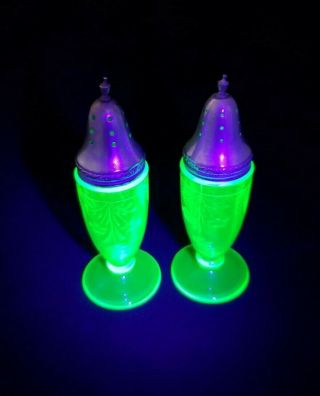 Vintage Green Vaseline Uranium Glass Footed Salt & Pepper Shakers Sterling Lids