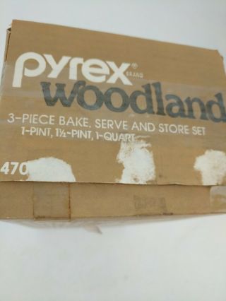 Pyrex 3 Piece Woodland Bake,  Serve & Store Set 470 - 6 1 Pint 1 1/2 Pint 1 Quart 8