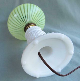 FENTON TOPAZ YELLOW OPALESCENT SWIRL & MILK GLASS LAMP 4