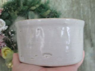 Ruckels White Hall Ill SAWTOOTH Stoneware White Butter Crock 1lb size 8