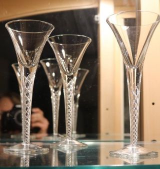 Set Of 3 Cordial Wine Glasses Quad Air Twist Stem 6.  75 " Clear Trumpet Bowl