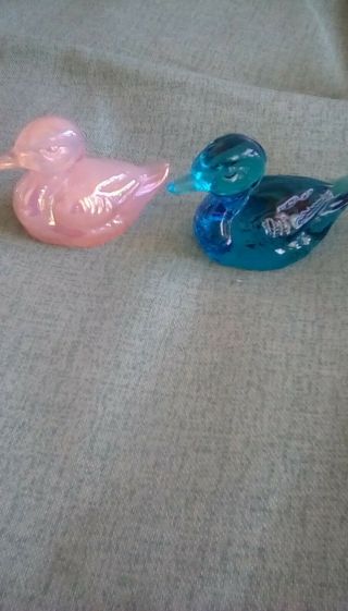 Fenton Duck.  2 Ducks,  1 Pink Opalescent 1 Teal.  2.  6 Inches Long.  Really Cute.