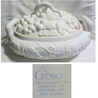 Rare Gibson Large White Soup Tureen With Lid Embossed Strawberries Fruit Pottery