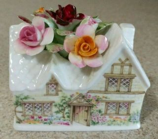 Vintage 1988 Royal Albert " Old Country Roses " Floral Cottage House
