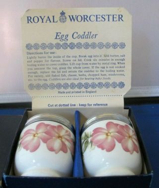 2 Royal Worcester Pershore Gooseberry Fruit & Pink Flowers Egg Cup Coddlers