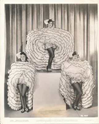 The King & The Chorus Girl 1937 Warner Bros 8x10 Photo Leggy Can - Can Dancers Vv