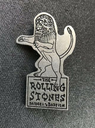 Rolling Stones Lion Pin 1997 Bridges To Babylon Concert Badge