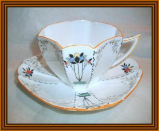 Shelley 1920s - Fruit Border - Queen Anne Shaped Art Deco Tea Cup & Saucer Nr