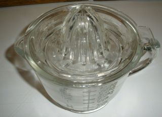 Vintage Anchor Hocking Clear Glass 2 Cup Measuring Cup And Juicer