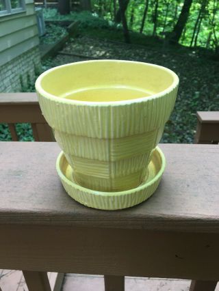 Large Vintage Yellow Mccoy Basket Weave Flower Pot Planter 5 3/4 " High