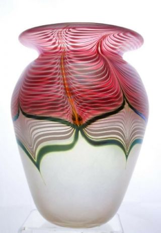Signed Stuart Ableman American Studio Art Glass 11 " Favrile Pulled Feather Vase