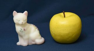 FENTON Hand - Painted White Burmese Cat with Florals 4