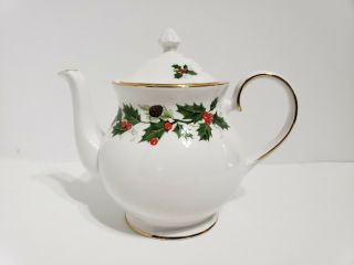 Vintage Royal Grafton Noel Coffee Pot England Holiday Christmas Holly
