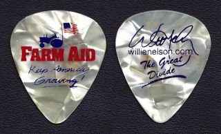 Willie Nelson Signature White Pearl Guitar Pick - 2002 Farm Aid Concert
