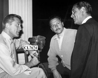 Kirk Douglas,  Edward Lewis And Martin Rackin On Movie Set ‘seven Days In May 