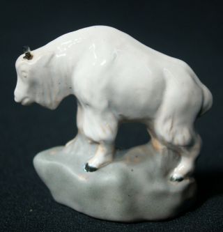 Rare Rosemeade North Dakota Pottery Mountain Goat Figurine W/broken Horns Nr