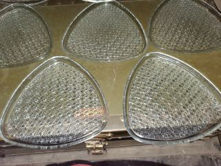 Set Of 8 Vintage Indiana Glass Triangle Daisy & Button Clear Glass Plates