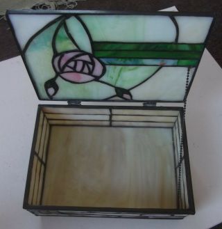 CHARLES RENNIE MacKINTOSH DESIGN,  QUALITY HAND MADE STAINED GLASS BOX 2