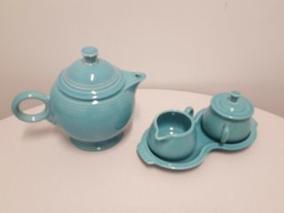 Hlc Fiesta Turquoise Tea Pot And Hlc Fiesta Turquoise Sugar And Creamer Set