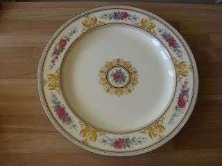 Lovely Wedgwood Columbia Large Round Serving Platter W726