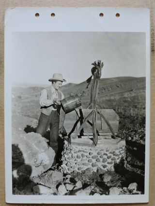 Joel Mccrea On His Ranch Candid Key Set Western Photo 1939 Union Pacific